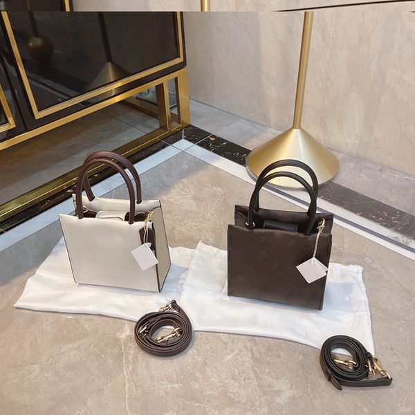 handbag designer totes bag handbags shoulder bags tote high-quality genuine leather classic retro with exquisite packaging and original box
handbag designer totes bag handbags shoulder bags tote high-quality genuine leather classic retro with exquisite packaging and original box
