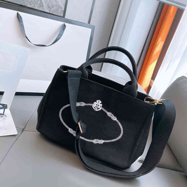 design purse canvas bag women's new seaside holiday beach one shoulder slant cross hand carry large capacity shopping
design purse canvas bag women's new seaside holiday beach one shoulder slant cross hand carry large capacity shopping