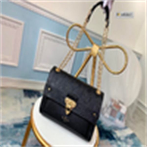 cross brand designer luxury qjul shoulder black m43936 retro chain totes crossbody bag women handbags iconic bags bags handles body bag clut, Red;black
cross brand designer luxury qjul shoulder black m43936 retro chain totes crossbody bag women handbags iconic bags bags handles body bag clut, Red;black
