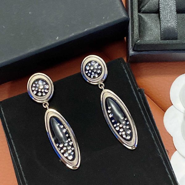 2021 brand fashion resin jewelry gold color earrings black tassel gold earrings luxury cute lovely beautiful heart, Golden
2021 brand fashion resin jewelry gold color earrings black tassel gold earrings luxury cute lovely beautiful heart, Golden