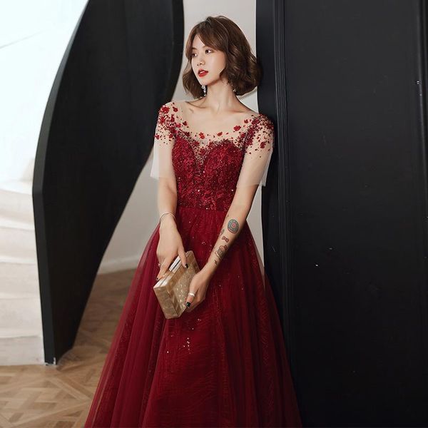 elegant atmosphere bride wedding dress high-end wine red banquet temperament evening women ethnic clothing
elegant atmosphere bride wedding dress high-end wine red banquet temperament evening women ethnic clothing