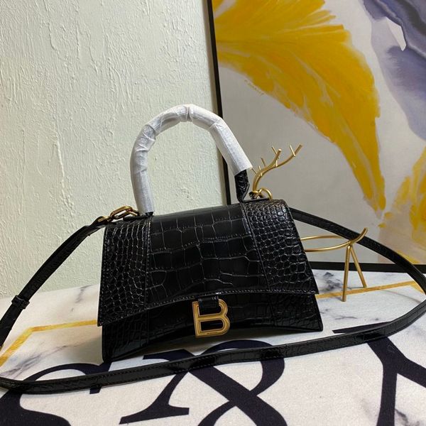 women luxurys designers handbag products in spring and summer fashion temperament hourglass bag leather crocodile pattern
women luxurys designers handbag products in spring and summer fashion temperament hourglass bag leather crocodile pattern