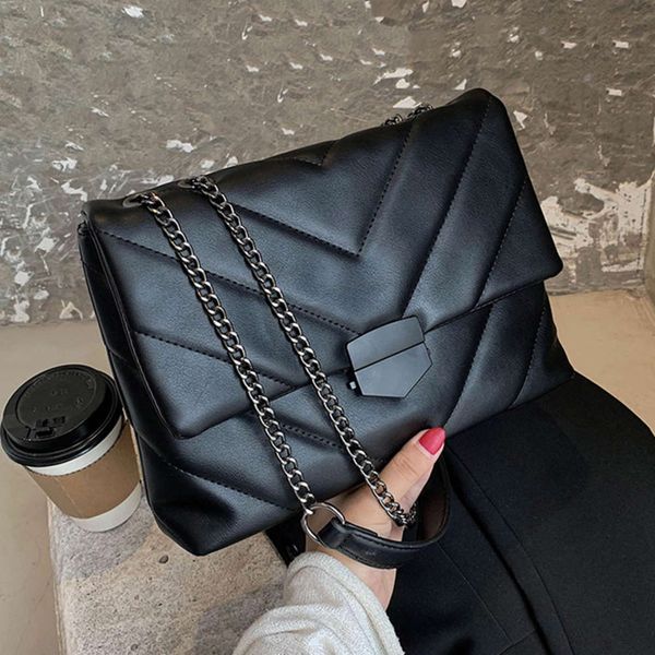 leftside embroidery thread small pu leather crossbody bags for women 2021 trend women's branded trending shoulder handbags
leftside embroidery thread small pu leather crossbody bags for women 2021 trend women's branded trending shoulder handbags