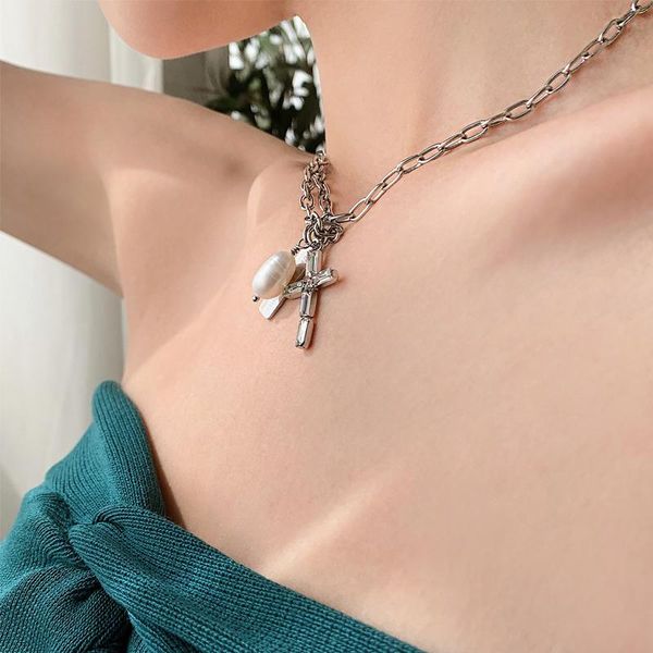 statement ins justin pearl cross clavicle chain choker pendant necklace light luxury temperamen silver jewelry for women gifts chokers, Golden;silver
statement ins justin pearl cross clavicle chain choker pendant necklace light luxury temperamen silver jewelry for women gifts chokers, Golden;silver