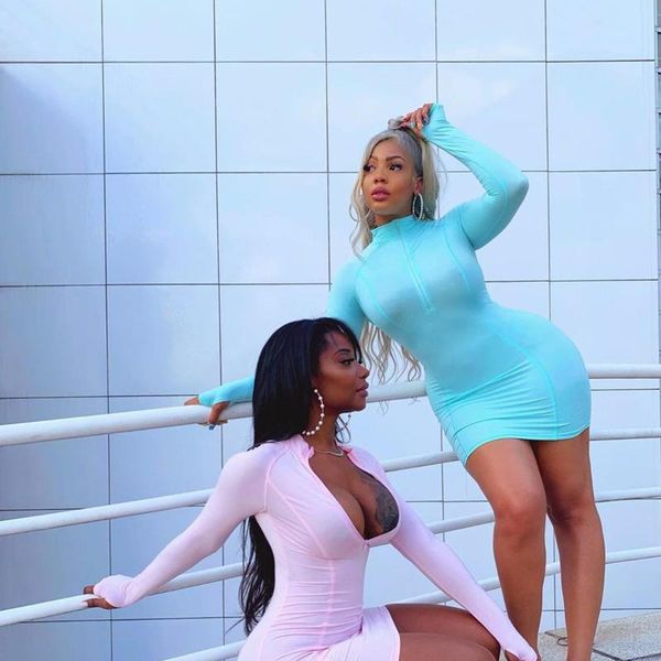 casual dresses elegant solid bodycon women dress zipper long sleeve mini striped white tight club party 2021 clothing, Black;gray
casual dresses elegant solid bodycon women dress zipper long sleeve mini striped white tight club party 2021 clothing, Black;gray