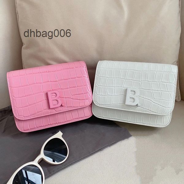 2022 designer bags balencaigas fashion trend b-button leather crocodile bag single shoulder crossbody bag
2022 designer bags balencaigas fashion trend b-button leather crocodile bag single shoulder crossbody bag