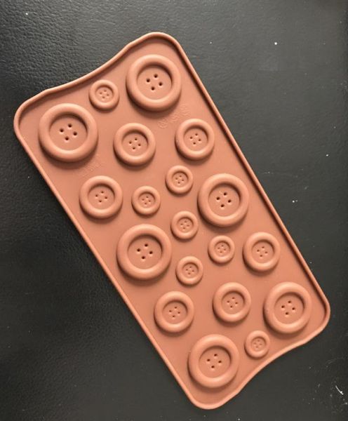 baking & pastry tools 1pcs button shape non-stick silicone chocolate molds jelly ice cake mould decoration f2108
baking & pastry tools 1pcs button shape non-stick silicone chocolate molds jelly ice cake mould decoration f2108