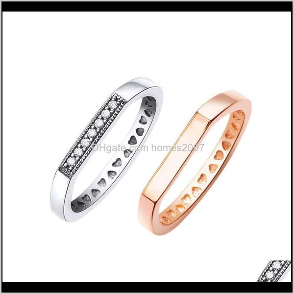 jewelrycharm sterling sier letter ring,small design, simple temperament, womens ring, shiny logo, striped stacking,2021 1:1; cluster rings d, Golden;silver
jewelrycharm sterling sier letter ring,small design, simple temperament, womens ring, shiny logo, striped stacking,2021 1:1; cluster rings d, Golden;silver