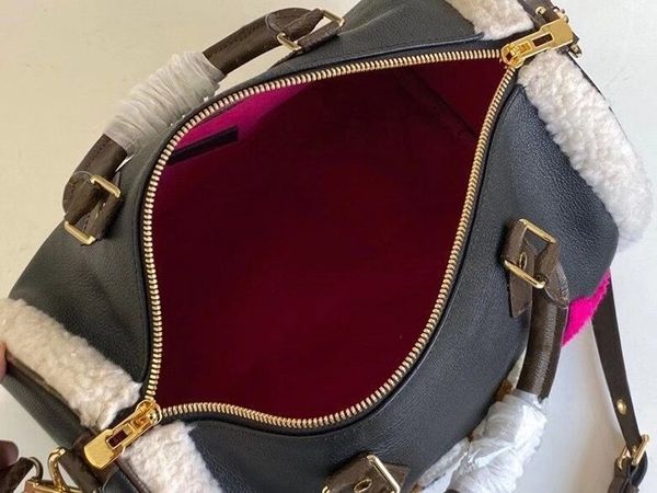 m56966 speedy bandouliere 30 grained black leather canvas flowers embroidery applique motif padlock lady shoulder bag handbag bag travel bag
m56966 speedy bandouliere 30 grained black leather canvas flowers embroidery applique motif padlock lady shoulder bag handbag bag travel bag