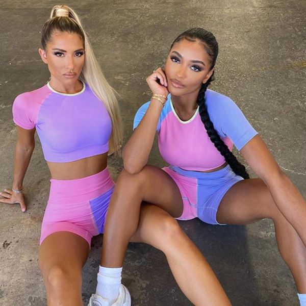 yoga outfit fitness suit women sport short and push-up sleeve patchwork colour set 2 piece gym workout suits sportswear
yoga outfit fitness suit women sport short and push-up sleeve patchwork colour set 2 piece gym workout suits sportswear