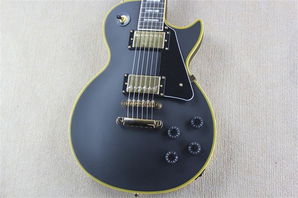 jacey guitar store customized gloss black guitar with yellow binding, yellow loge, ebony fretboard, back cutaway
jacey guitar store customized gloss black guitar with yellow binding, yellow loge, ebony fretboard, back cutaway