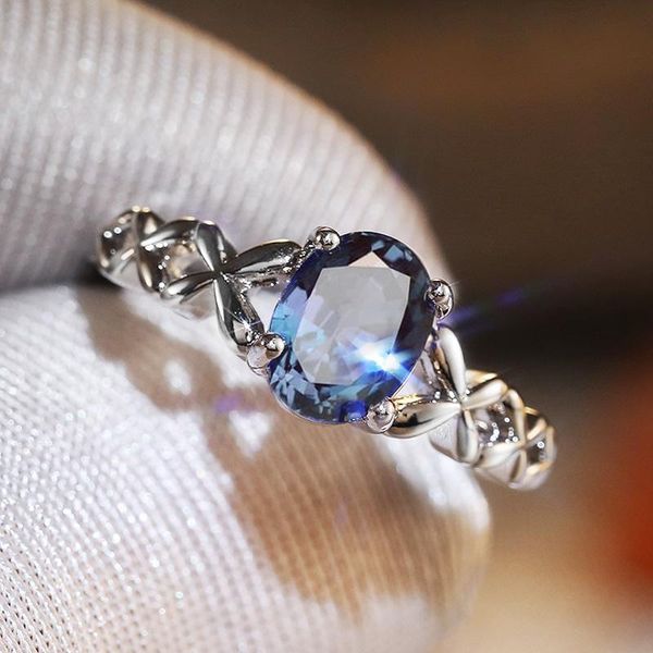 cluster rings huitan romantic solitaire blue oval cz ring for women with fancy cross twine design wedding anniversary party fashion jewelry, Golden;silver
cluster rings huitan romantic solitaire blue oval cz ring for women with fancy cross twine design wedding anniversary party fashion jewelry, Golden;silver
