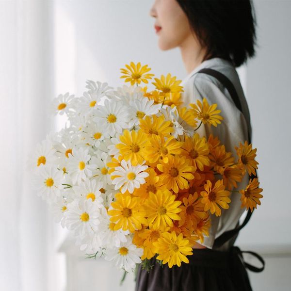 decorative flowers & wreaths 6pcs white daisy artificial flower long branch bouquet for home party wedding garden decoration silk fake
decorative flowers & wreaths 6pcs white daisy artificial flower long branch bouquet for home party wedding garden decoration silk fake