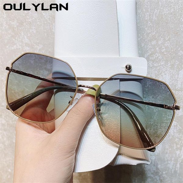 sunglasses oulylan fashion women 2021 metal sun glasses men vintage gradient eyewear female blue tea shades uv400, White;black
sunglasses oulylan fashion women 2021 metal sun glasses men vintage gradient eyewear female blue tea shades uv400, White;black