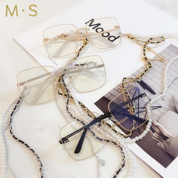 fashion sunglasses frames 2021 anti-blue light glasses female stripe legs with chain women, Black
fashion sunglasses frames 2021 anti-blue light glasses female stripe legs with chain women, Black