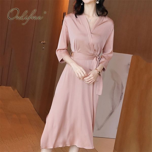 summer elegant women satin dress silk shiny belted party pink midi plus size xxxl 210513, Black;gray
summer elegant women satin dress silk shiny belted party pink midi plus size xxxl 210513, Black;gray