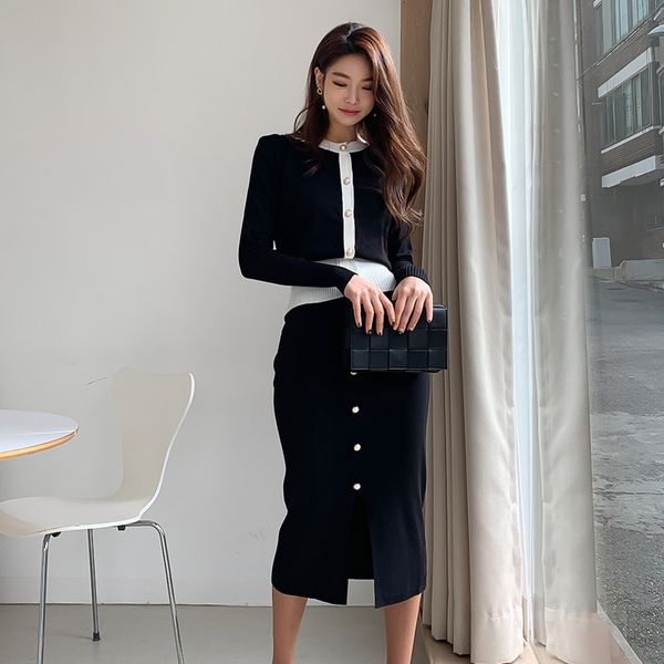 autumn knits two female ensemble black mesh garments cardigan + unique breasted pearls button pencils skirt suits j67v
autumn knits two female ensemble black mesh garments cardigan + unique breasted pearls button pencils skirt suits j67v
