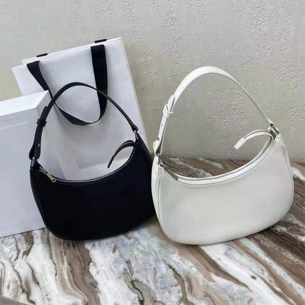 luxury handbags 2021 new arc de armpit lisa same letter one shoulder women's cowhide crescent hand leisure bag
luxury handbags 2021 new arc de armpit lisa same letter one shoulder women's cowhide crescent hand leisure bag
