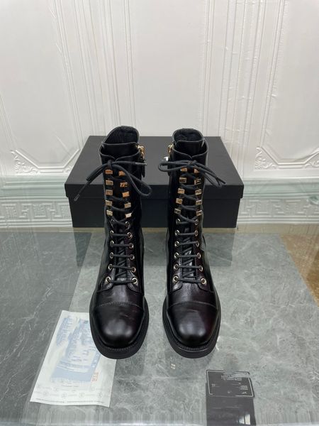 Heavy duty Beige chunky platform boots leather lace-up shoes combat boot chains buckle low heel booties ankle luxury designers brands shoe f, Black
Heavy duty Beige chunky platform boots leather lace-up shoes combat boot chains buckle low heel booties ankle luxury designers brands shoe f, Black