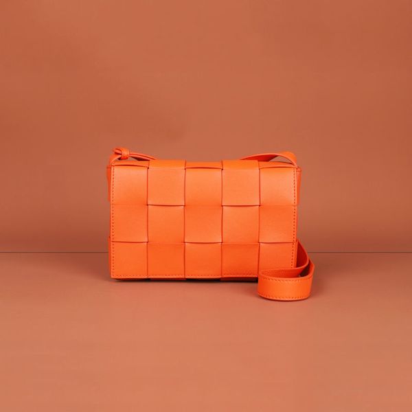 venetas bottega plaid woven messenger leather single shoulder fashion simple women's cowhide small square bag designer handbag wan
venetas bottega plaid woven messenger leather single shoulder fashion simple women's cowhide small square bag designer handbag wan