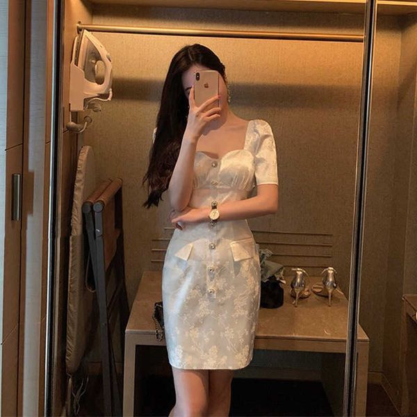 luxury evening dress 2021 summer french light mature celebrity party white satin slim short sleeve, Black;gray
luxury evening dress 2021 summer french light mature celebrity party white satin slim short sleeve, Black;gray