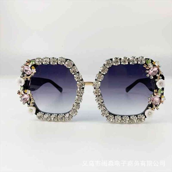 brand design handmade rhinestone square sunglasses fashion glasses women flower with pearl round vintage sunglasses beach party, White;black
brand design handmade rhinestone square sunglasses fashion glasses women flower with pearl round vintage sunglasses beach party, White;black