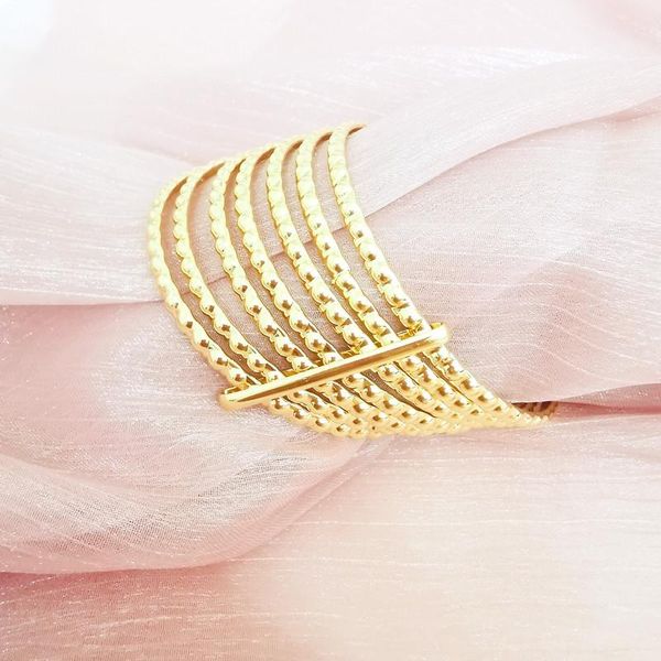 bangle female luxury metal bracelet thin fashion jewelry chic elegant pattern 7 pieces sz1434-25, Black
bangle female luxury metal bracelet thin fashion jewelry chic elegant pattern 7 pieces sz1434-25, Black