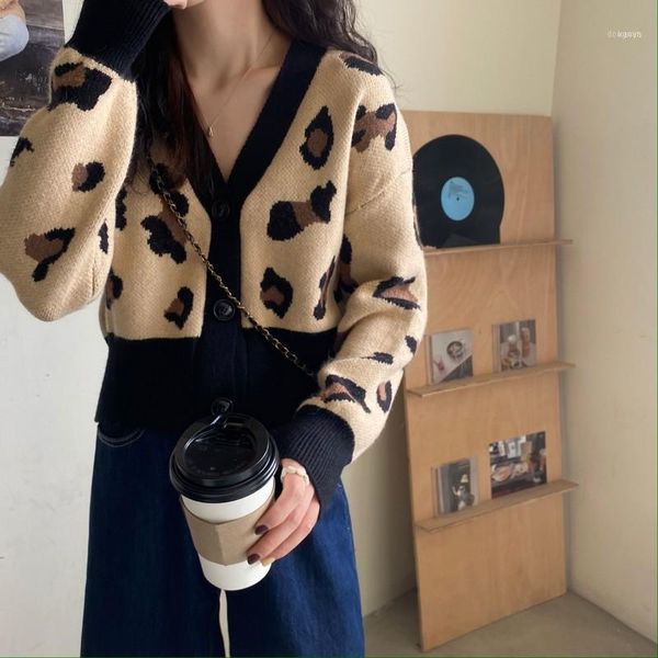 autumn and winter korean version of the v-neck fashion retro leopard print contrast loose cardigan jacket sweater1, White
autumn and winter korean version of the v-neck fashion retro leopard print contrast loose cardigan jacket sweater1, White