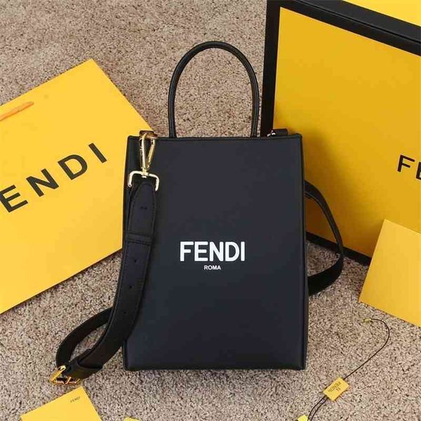 light 2021 new bag women's fashion versatile single shoulder bag texture messenger leisure bucket zly zly
light 2021 new bag women's fashion versatile single shoulder bag texture messenger leisure bucket zly zly