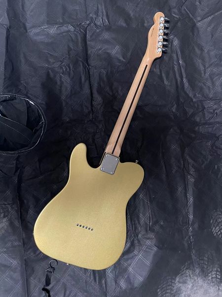 fashion gold powder tl six string electric guitar, our shop can customize any style of electric guitar and bass guitar
fashion gold powder tl six string electric guitar, our shop can customize any style of electric guitar and bass guitar