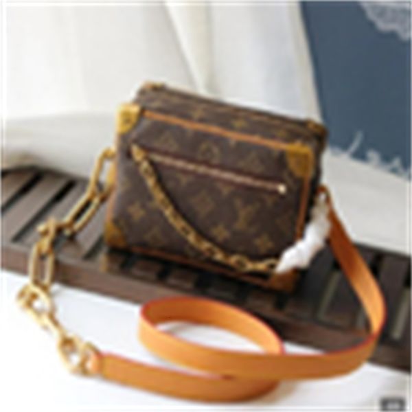 bags messenger iconic designer body box luxury bag handbags m44480 handles shoulder mini totes cross soft bag clutches trunk evening
bags messenger iconic designer body box luxury bag handbags m44480 handles shoulder mini totes cross soft bag clutches trunk evening
