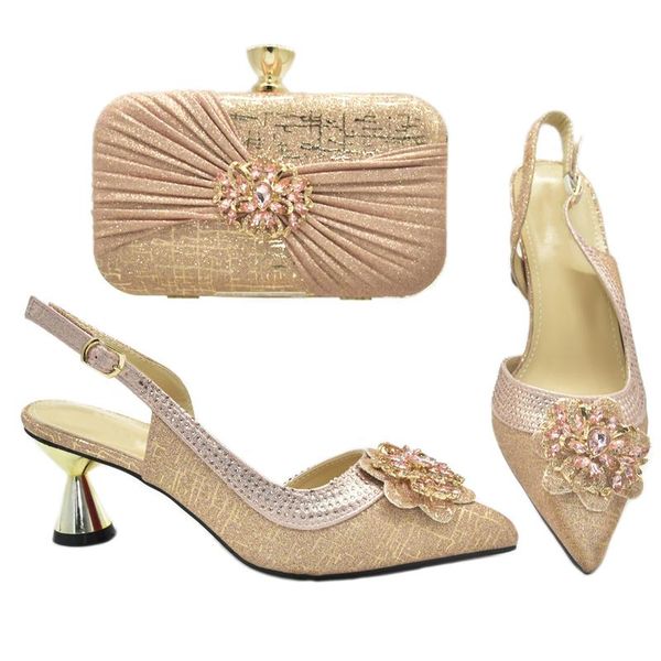 dress shoes latest design and bag for party wedding matching set decorated with rhinestone pumps women bride, Black
dress shoes latest design and bag for party wedding matching set decorated with rhinestone pumps women bride, Black