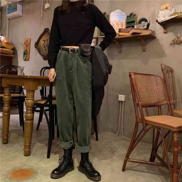 winter thickened warm corduroy women capris straight harem plus size fat autumn casual loose streetwear woman, Black;white
winter thickened warm corduroy women capris straight harem plus size fat autumn casual loose streetwear woman, Black;white