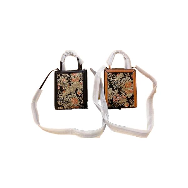 designer crossbody bags luxury tote shoulder bag handbags genuine leather square high-quality styles with exquisite packaging
designer crossbody bags luxury tote shoulder bag handbags genuine leather square high-quality styles with exquisite packaging