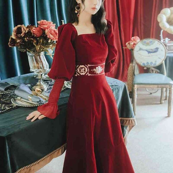 red vintage square collar dress lantern sleeve ball gown dresses elegant celebrity evening party vestidos women's c 210514, Black;gray
red vintage square collar dress lantern sleeve ball gown dresses elegant celebrity evening party vestidos women's c 210514, Black;gray
