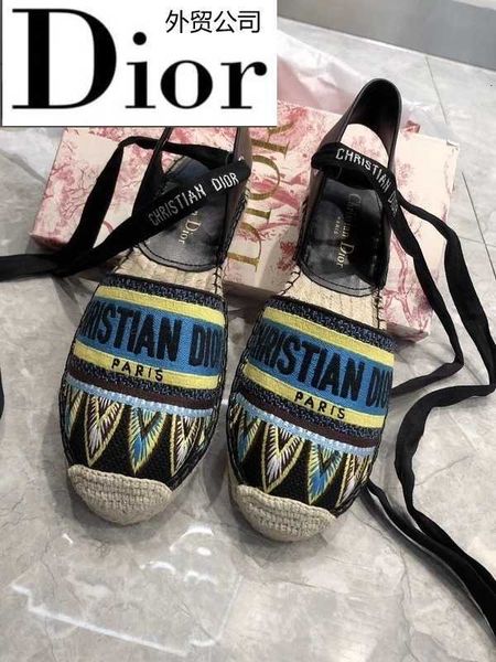 mules men designer slippers luxury women casual slides handmade walking tennis sandals thongs shoes e2le, Black;white
mules men designer slippers luxury women casual slides handmade walking tennis sandals thongs shoes e2le, Black;white
