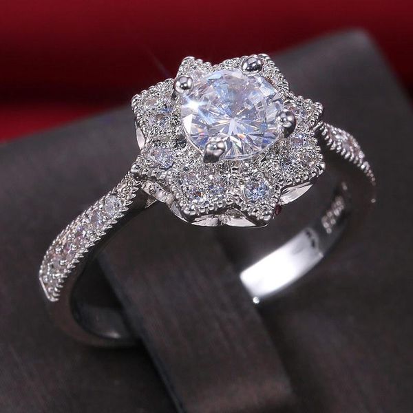 wedding rings delicate flower for women white bright zircon stone inlaid romantic ring fashion engagement jewelry party gift, Slivery;golden
wedding rings delicate flower for women white bright zircon stone inlaid romantic ring fashion engagement jewelry party gift, Slivery;golden