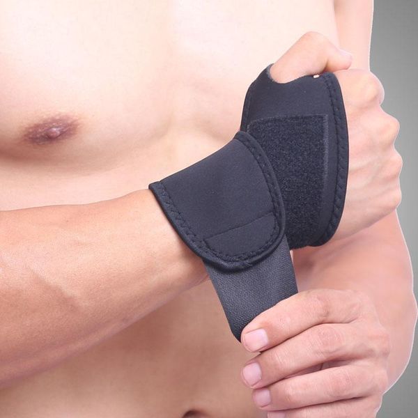 wrist support outdoor sports palm guard basketball weightlifting anti-sprain breathable protection bracers, Black;red
wrist support outdoor sports palm guard basketball weightlifting anti-sprain breathable protection bracers, Black;red