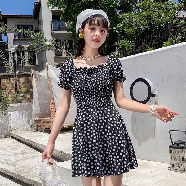 2021 korean women' skirt conservative belly covering thin swimsuit spring rort small cht gathering, Red;black
2021 korean women' skirt conservative belly covering thin swimsuit spring rort small cht gathering, Red;black