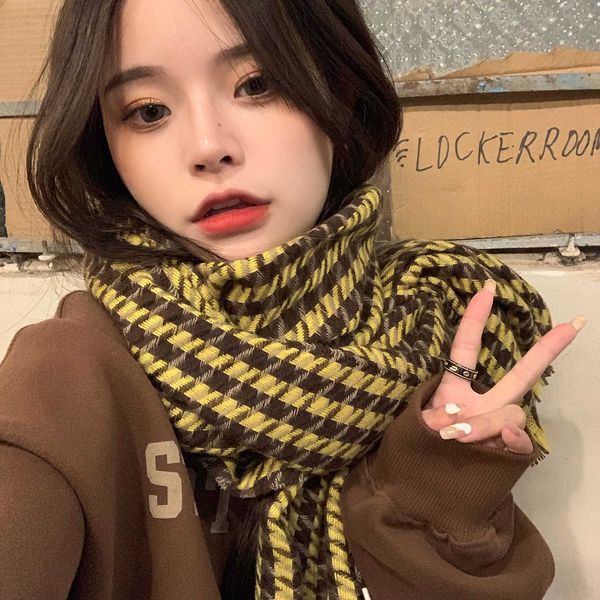 autumn and winter of 2021 thousand bird lattice scarf imitation cashmere versatile warm bib women's net red trend shawl, Blue;gray
autumn and winter of 2021 thousand bird lattice scarf imitation cashmere versatile warm bib women's net red trend shawl, Blue;gray