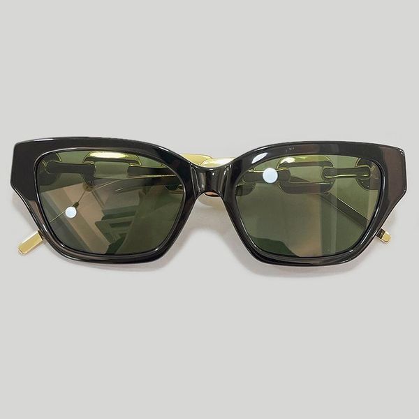 outdoor eyewear brand design sunglasses women men shades luxury fashion vintage sun glasses square female driving uv400 with box
outdoor eyewear brand design sunglasses women men shades luxury fashion vintage sun glasses square female driving uv400 with box