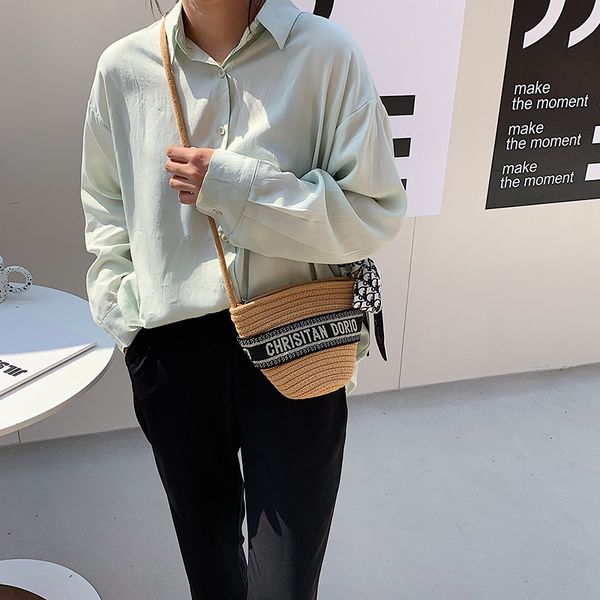 d family letter women's 2021 new versatile vegetable basket single shoulder slant cross hand woven bag
d family letter women's 2021 new versatile vegetable basket single shoulder slant cross hand woven bag