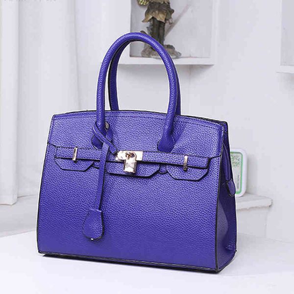 off color special price handbag fashion large capacity versatile practical business middle aged mom banquet bag
off color special price handbag fashion large capacity versatile practical business middle aged mom banquet bag