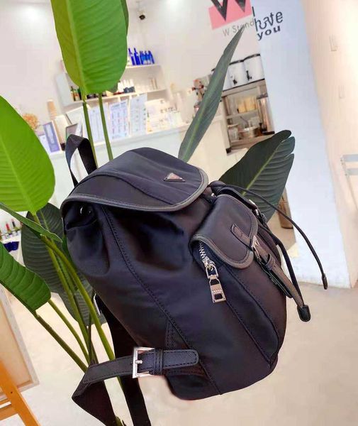 2021 men's and women's parachute waterproof nylon woven backpack commuting schoolbag large capacity travel bag handbag handbag zly
2021 men's and women's parachute waterproof nylon woven backpack commuting schoolbag large capacity travel bag handbag handbag zly