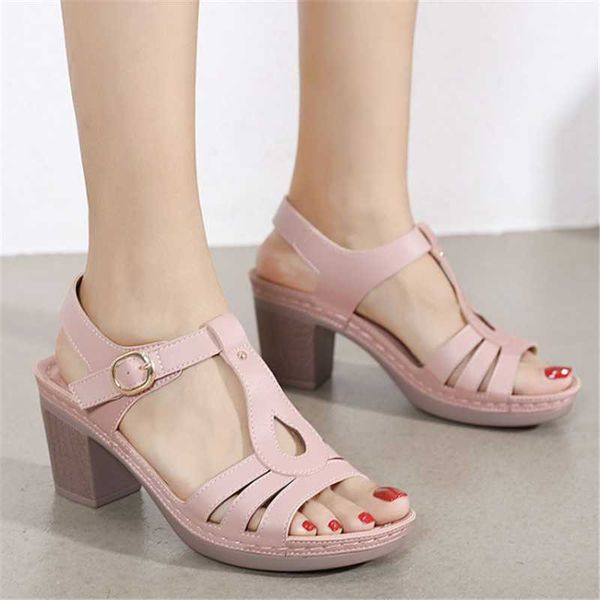 sandals 2021 summer large size 36-42 women's black pink open toe fashion platform 8cm high heels party dress pumps
sandals 2021 summer large size 36-42 women's black pink open toe fashion platform 8cm high heels party dress pumps