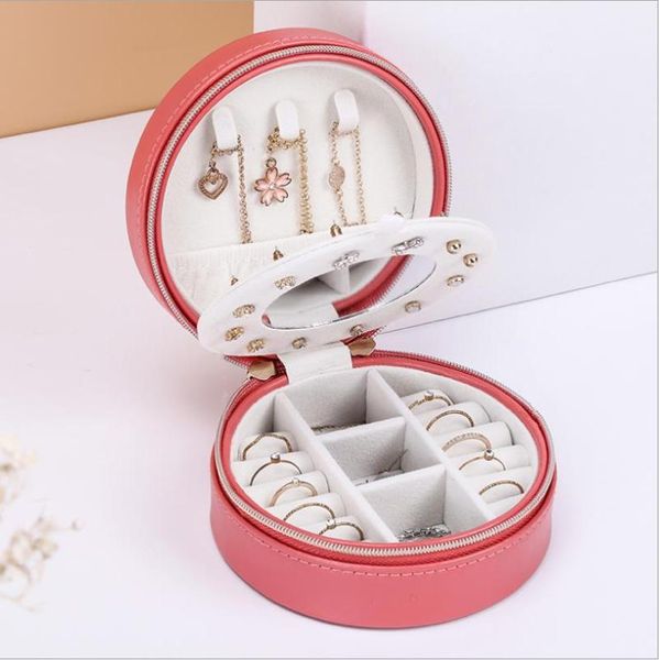 brand women jewelry boxes round shaped small mini storage box female necklace earring rings organizer holder cosmetic bags & cases
brand women jewelry boxes round shaped small mini storage box female necklace earring rings organizer holder cosmetic bags & cases