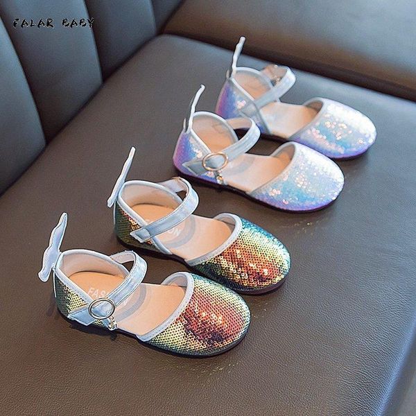 summer baotou girl sandals sequined princess shoes bag with children beach baby show, Black;red
summer baotou girl sandals sequined princess shoes bag with children beach baby show, Black;red
