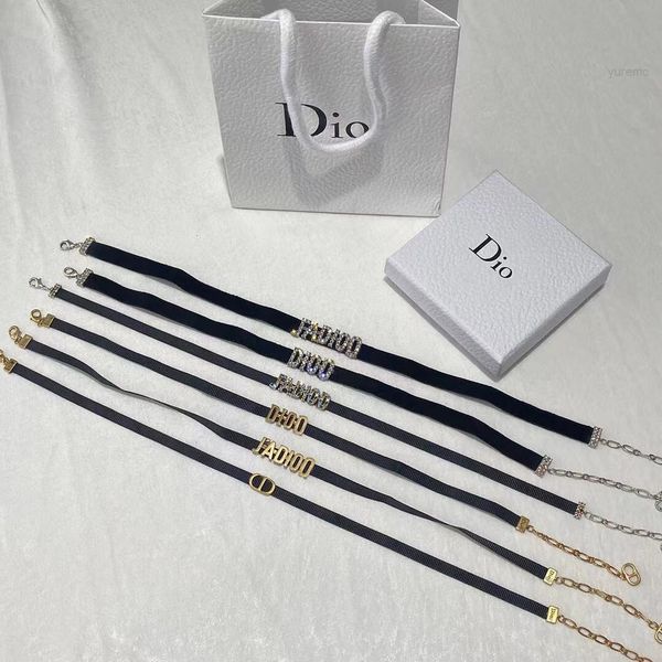 luxury designer fashion necklace d family choker net red female dijia 2021 high version cd letter neckchain, Red;brown
luxury designer fashion necklace d family choker net red female dijia 2021 high version cd letter neckchain, Red;brown