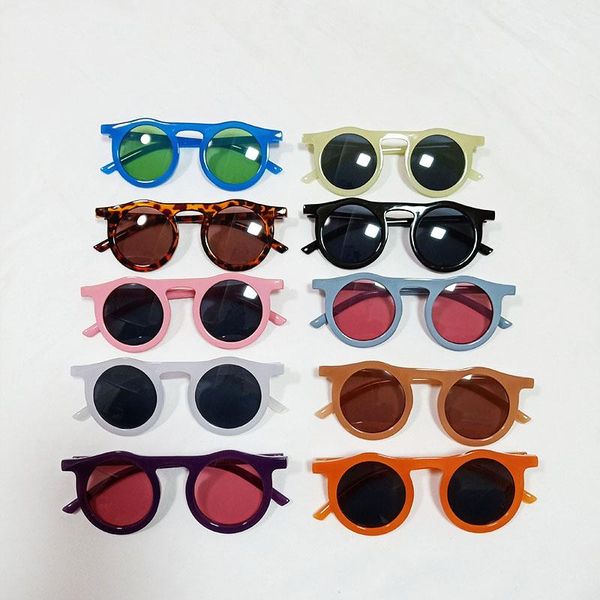 sunglasses retro round women brand designer classic vintage small frame sun glasses ladies black driving eyewear europe america, White;black
sunglasses retro round women brand designer classic vintage small frame sun glasses ladies black driving eyewear europe america, White;black