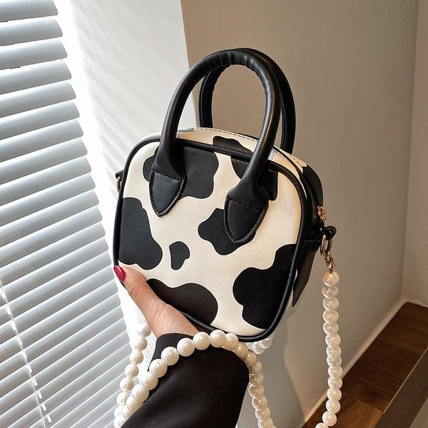 cross body pu leather female bag small tote handbags fashion cow pattern women messenger simple pearl chain ladies crossbody bags
cross body pu leather female bag small tote handbags fashion cow pattern women messenger simple pearl chain ladies crossbody bags